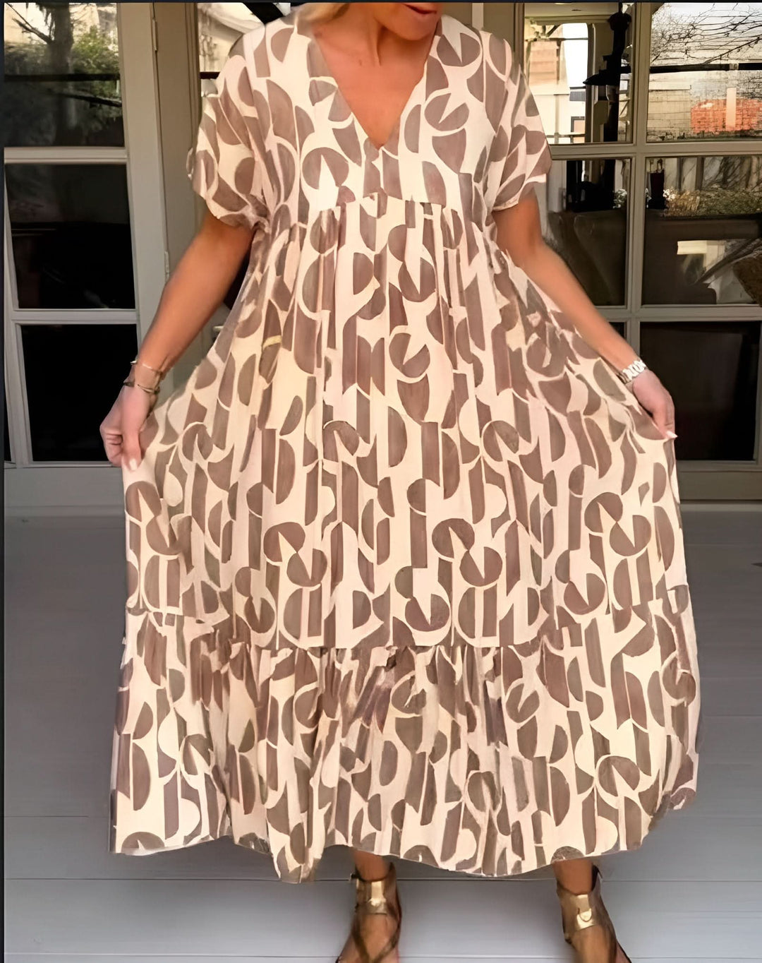 Colette | Fluid Dress with V-Neck