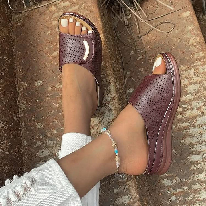 Rowenna - Classic Urban Sandals