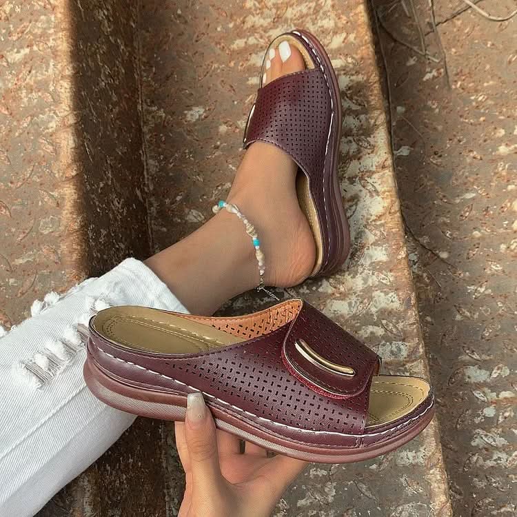 Rowenna - Classic Urban Sandals