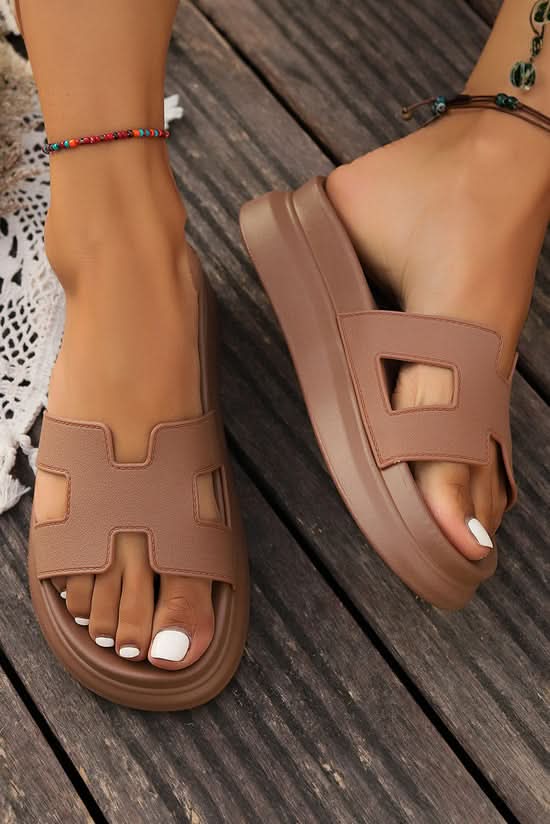 Elle - Sandals