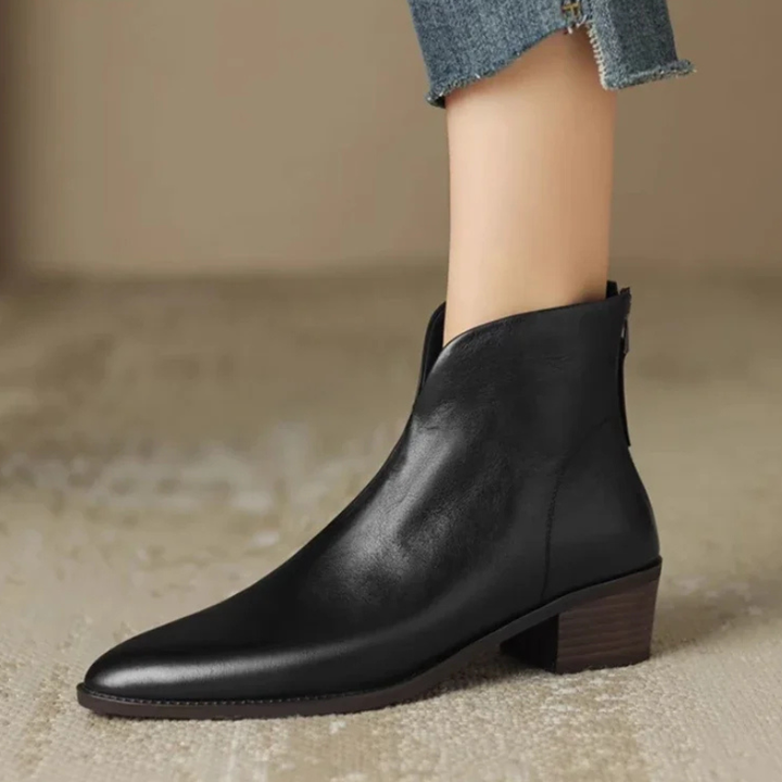 Elegant Sabine Boots for Women, Combining Comfort and Style