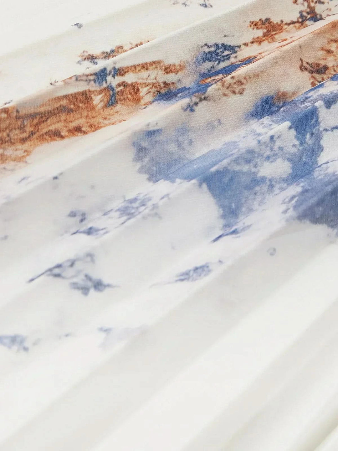 Halston - Elegant V-Neck Puff Sleeves Maxi Dress