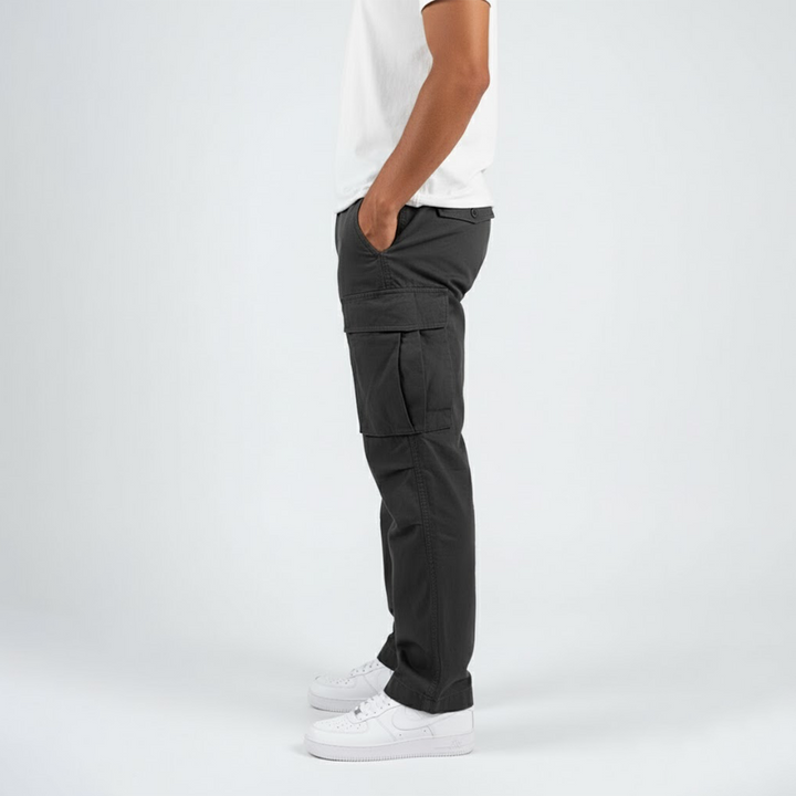 Jørn | Men's cargo pants with a relaxed fit and streetwear-style side pockets