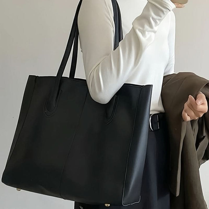 Lucy - Stylish and durable bag for every occasion