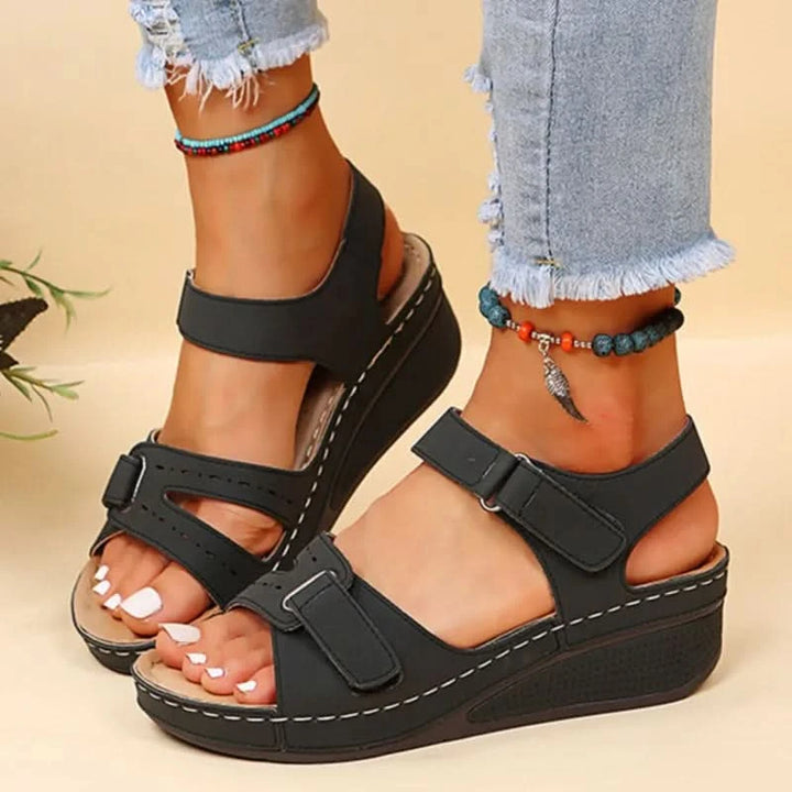 Loes Open Toe Orthopaedic Sandals