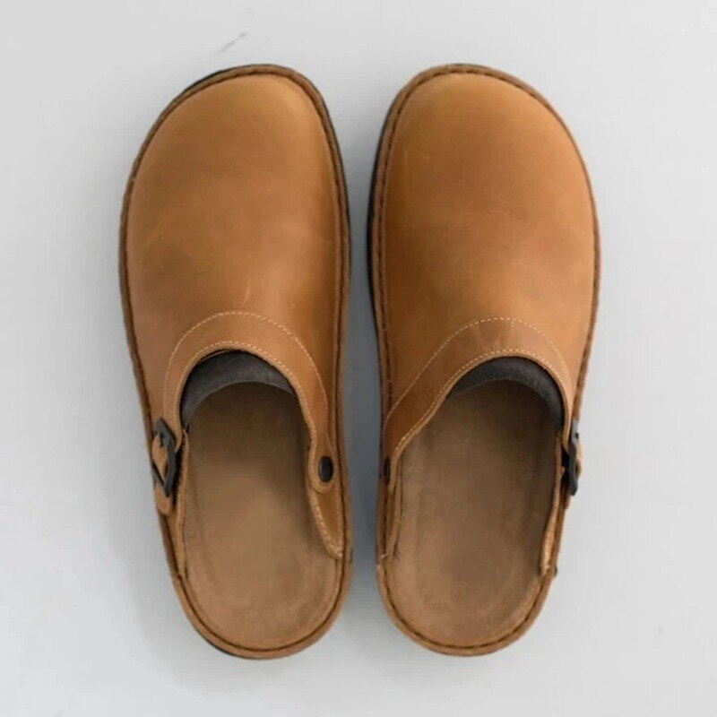 Cody | Brown Leather Slip-On Clogs