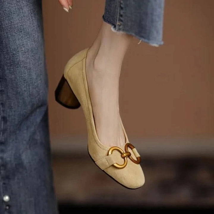 Sadie - Chic & Cozy Sandals