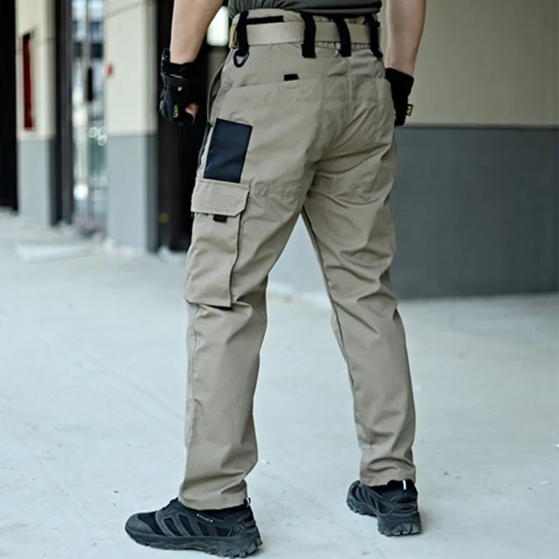 Knud | Men's Camo Cargo Pants with Multiple Pockets