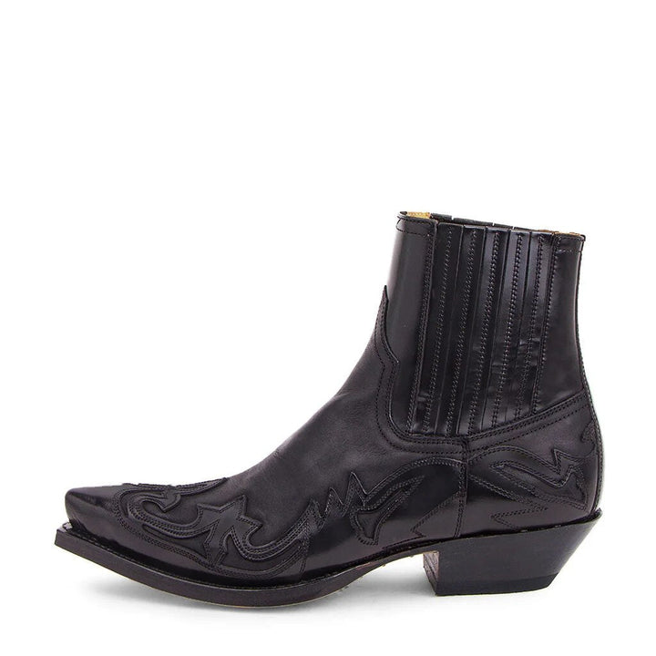 Konrad | Embroidered Boot with Cuban Heel