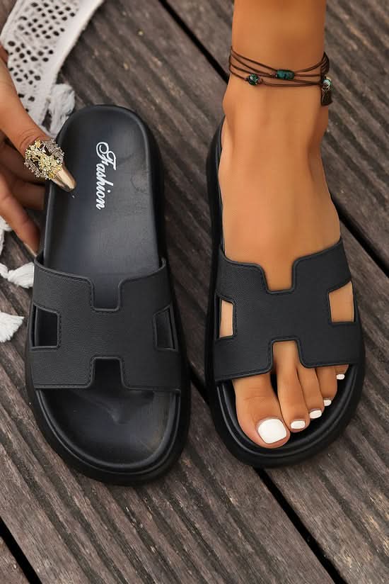 Elle - Sandals