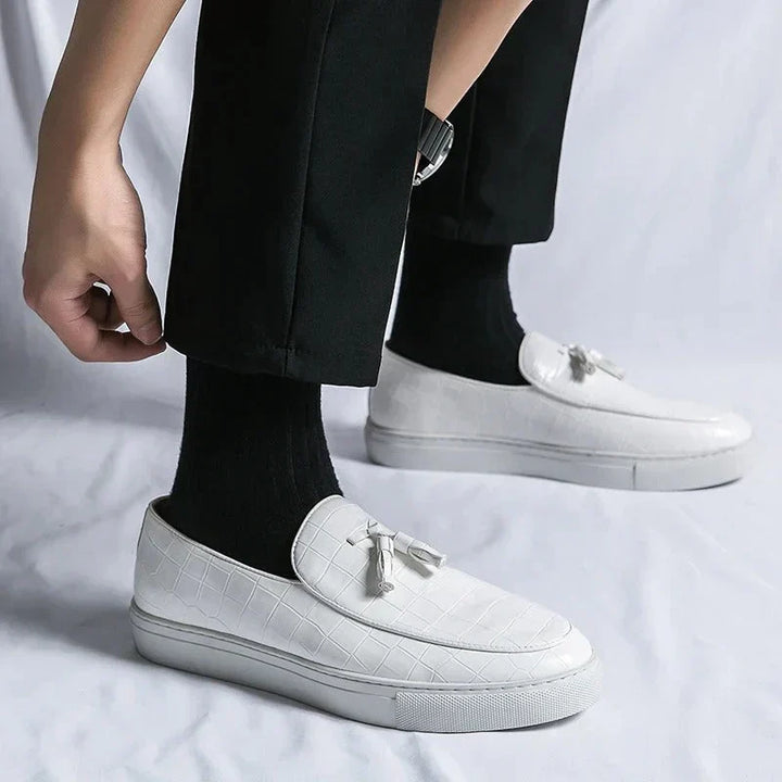 Jannik | Textured Loafers with Tassel and Slip-On Design