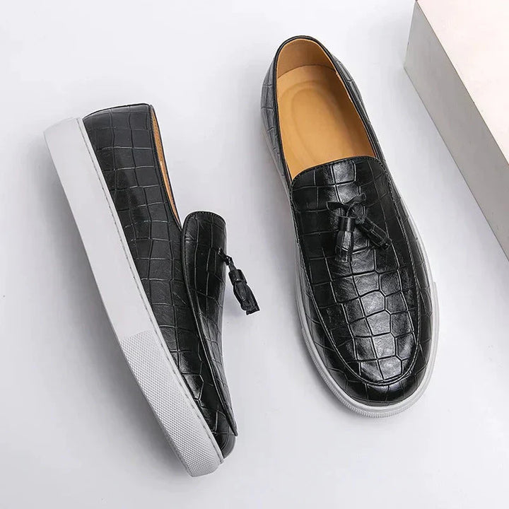 Jannik | Textured Loafers with Tassel and Slip-On Design