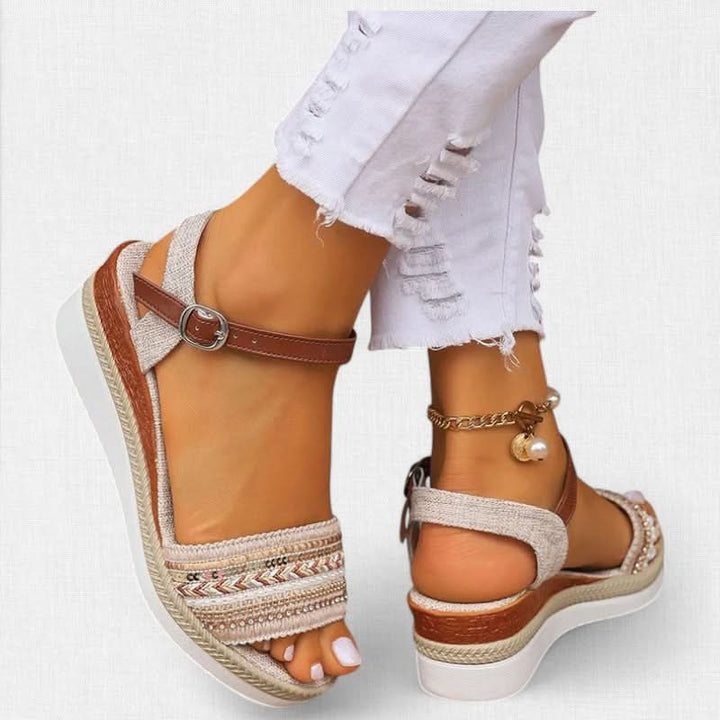 Stevie | Trendy Supportive Casual Summer Sandals
